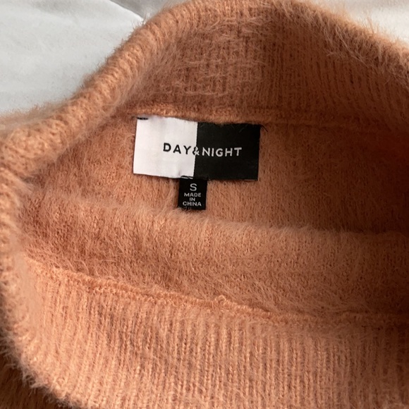 Crop Tank & Skirt SET - Picture 8 of 13